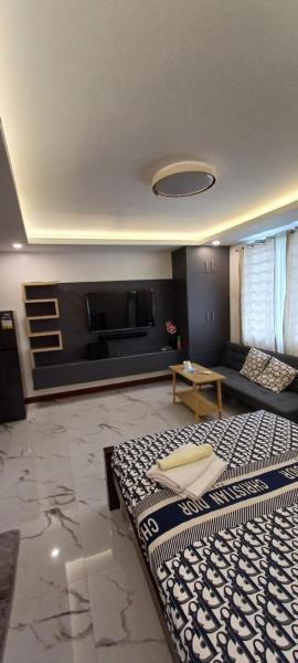 B Mary's Staycation 2- 3 pax